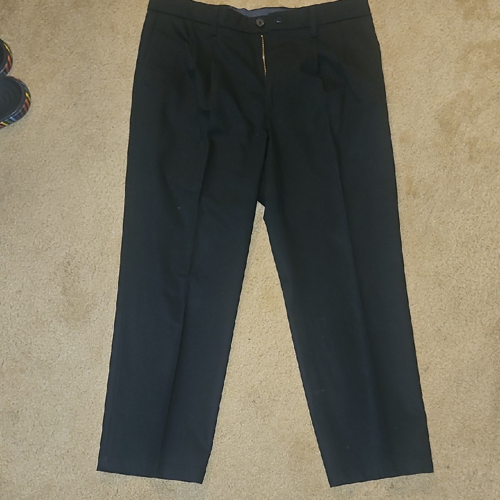 Dockers Men's Dark Navy Dress Pants